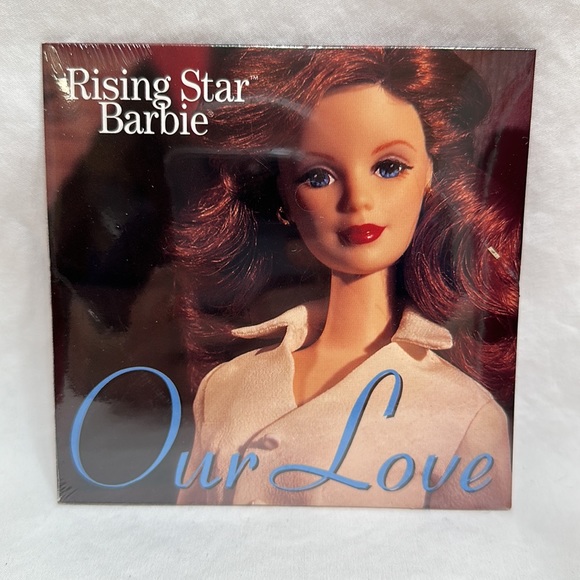 Rising Star Barbie - Picture 10 of 11